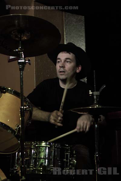 PAT KEBRA - 2010-01-06 - PARIS - Truskel - 
